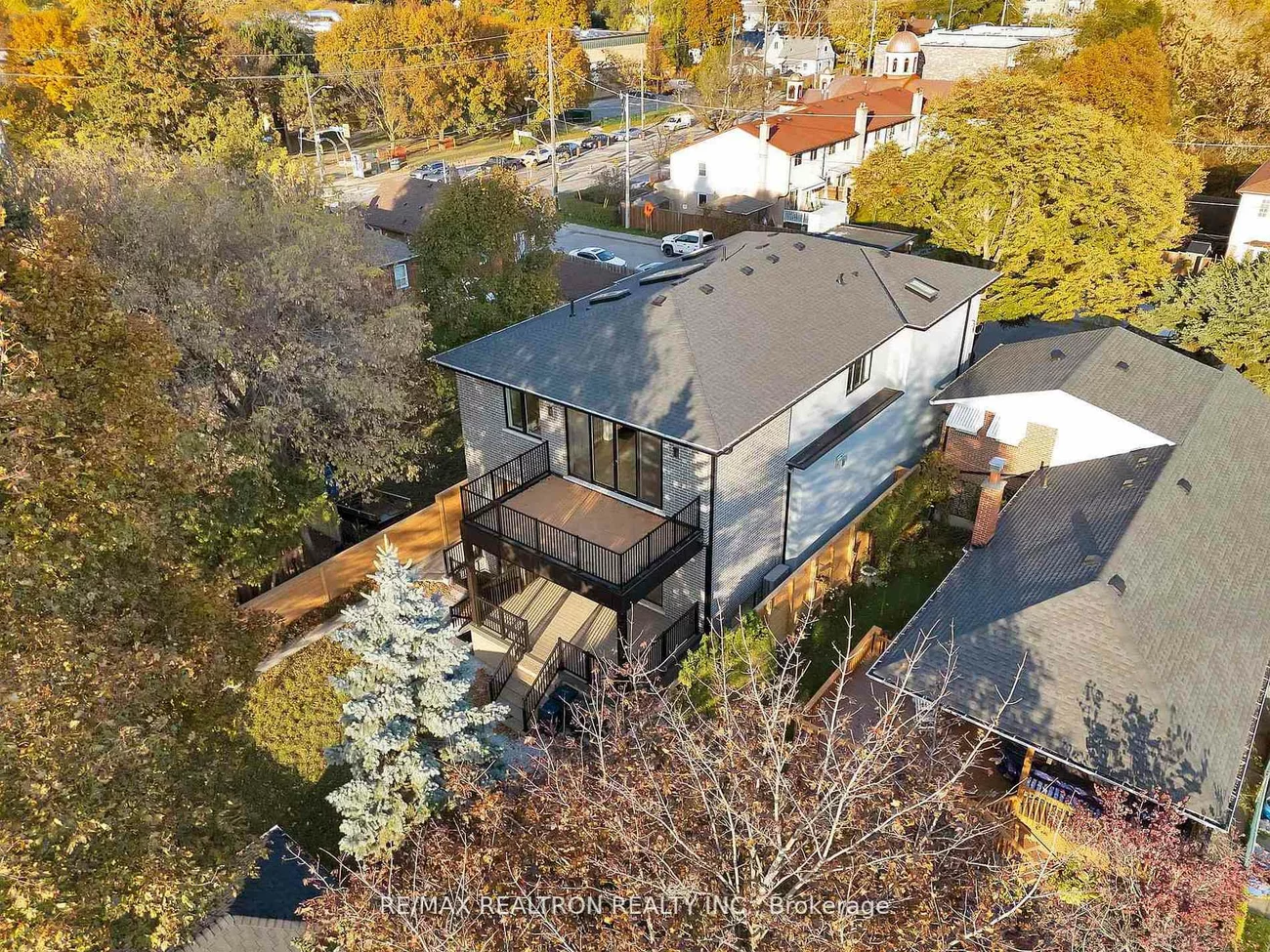 18, Glen Eden, O'Connor-Parkview, Toronto