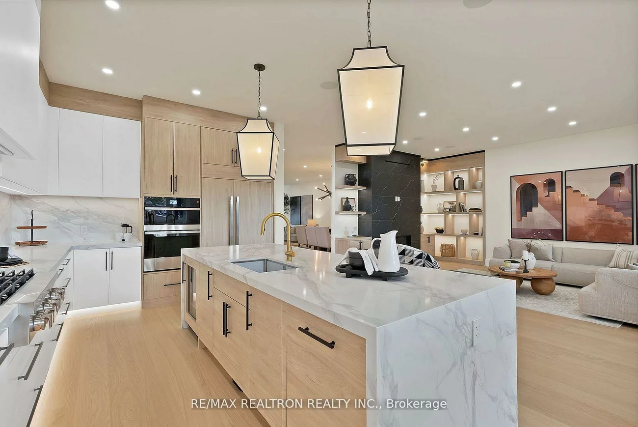 18, Glen Eden, O'Connor-Parkview, Toronto