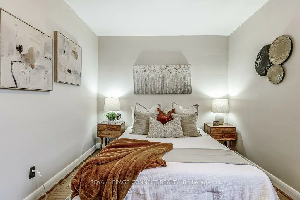 48, Kecala, Dorset Park, Toronto