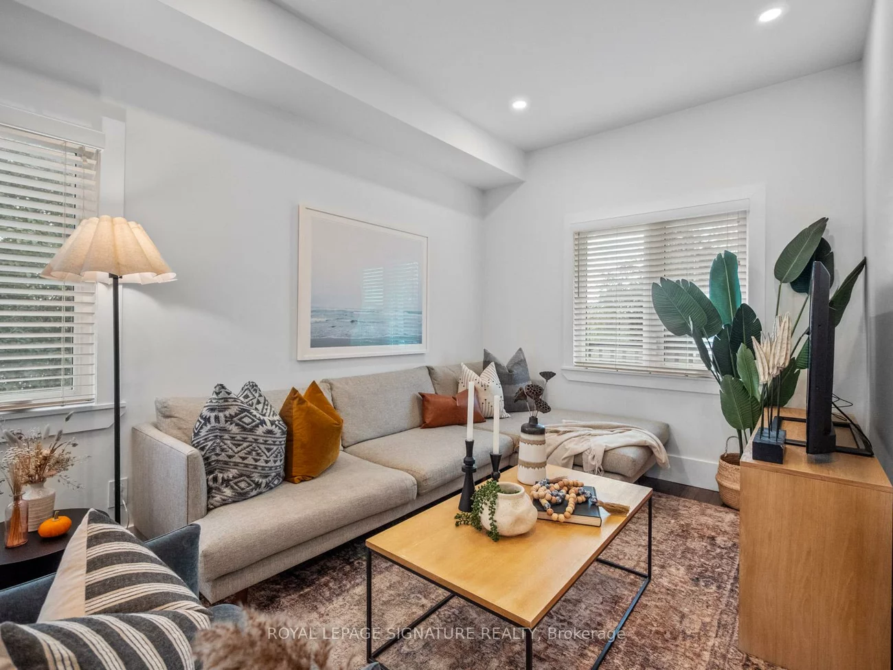 151, Eastwood, Birchcliffe-Cliffside, Toronto