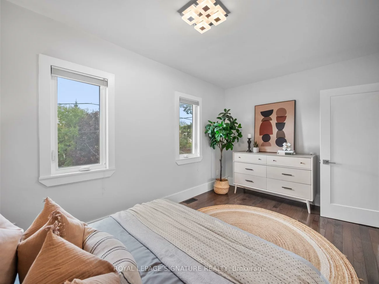 151, Eastwood, Birchcliffe-Cliffside, Toronto