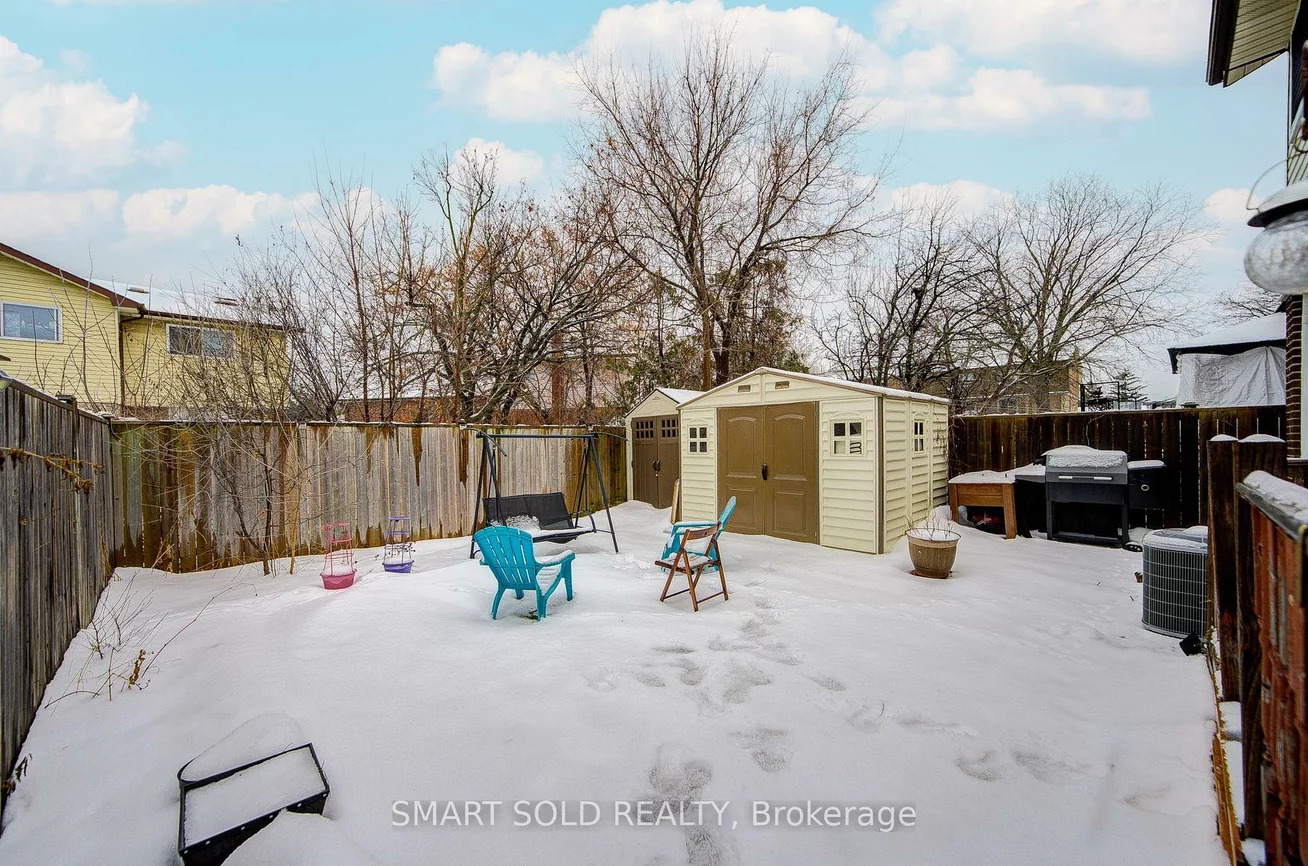 43, Mammoth Hall, Malvern, Toronto