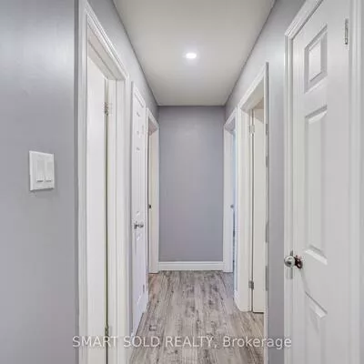 43, Mammoth Hall, Malvern, Toronto