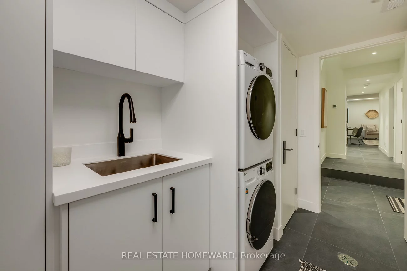 174, Kenilworth, The Beaches, Toronto