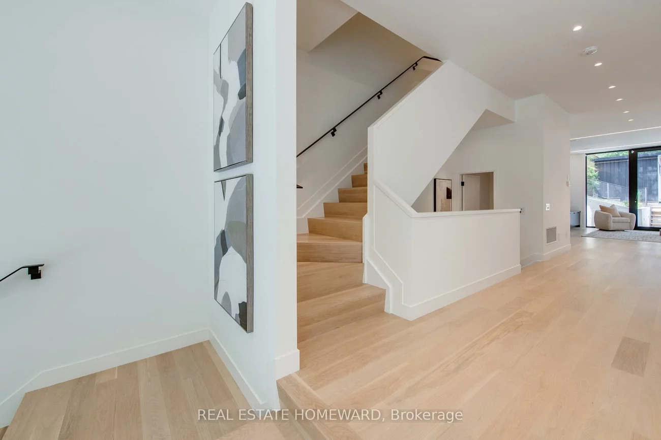 174, Kenilworth, The Beaches, Toronto