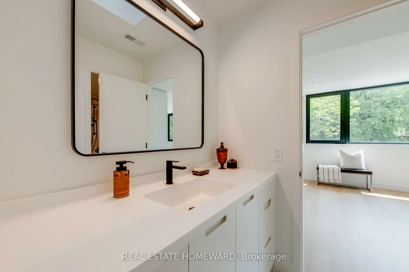 174, Kenilworth, The Beaches, Toronto