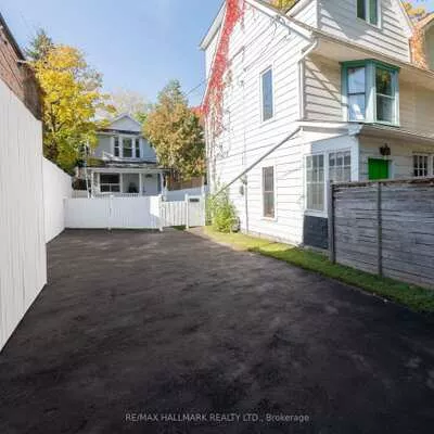 106, Willow, The Beaches, Toronto