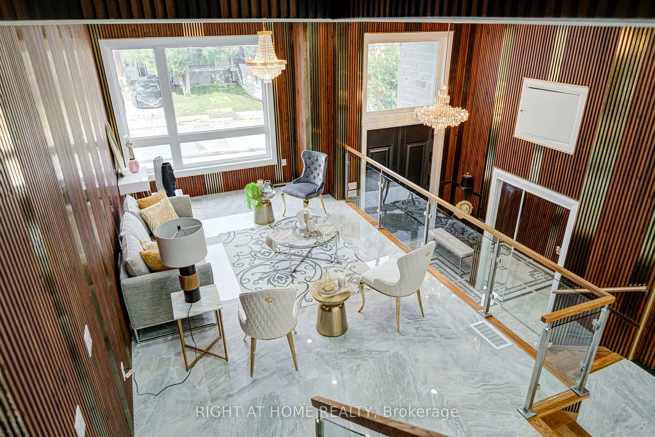 80, Haslam, Birchcliffe-Cliffside, Toronto