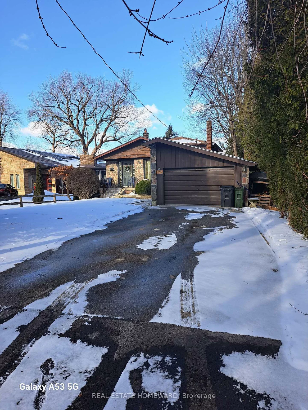 272, Taylor, Rouge E10, Toronto