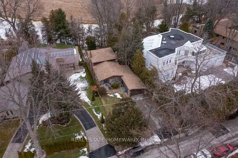 272, Taylor, Rouge E10, Toronto