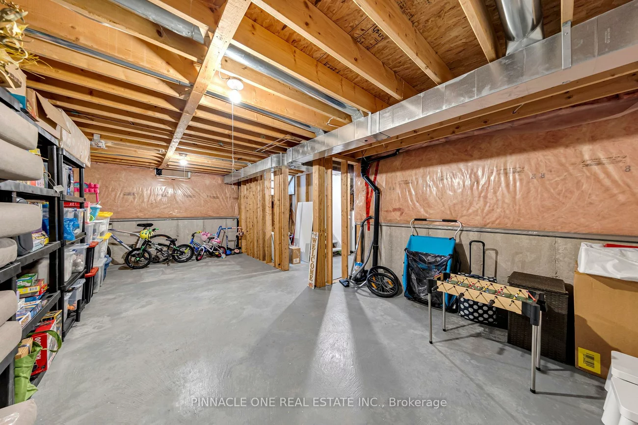 80, Millcar, Rouge E11, Toronto