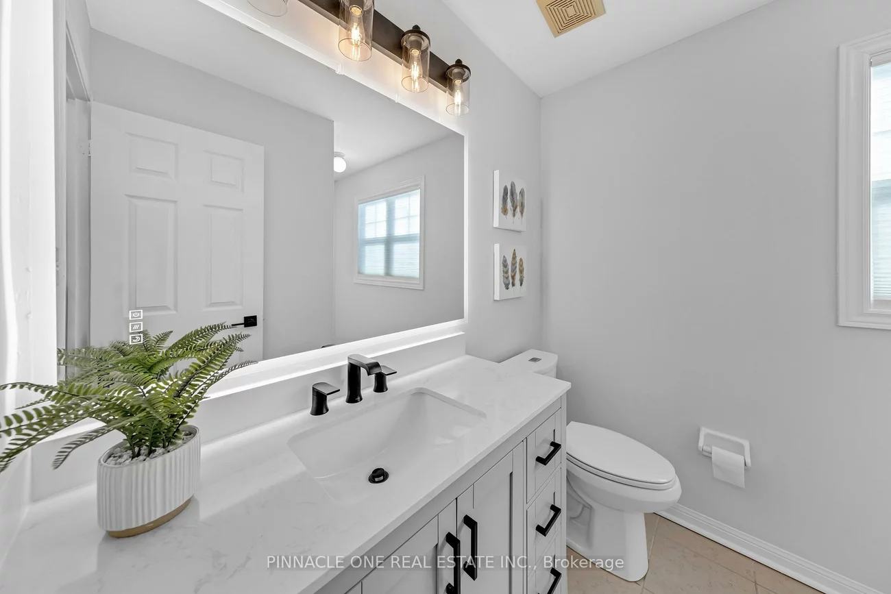 80, Millcar, Rouge E11, Toronto