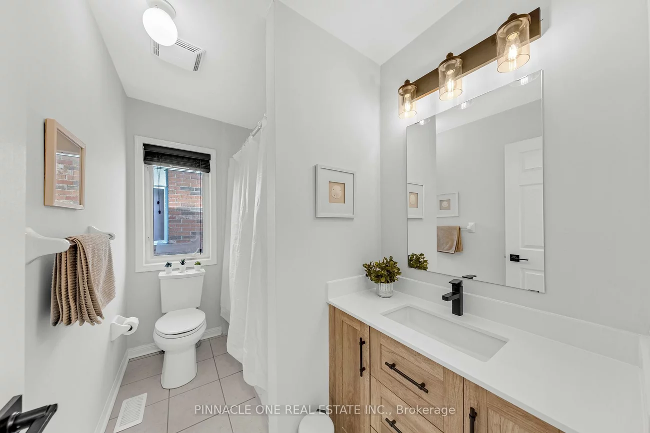 80, Millcar, Rouge E11, Toronto