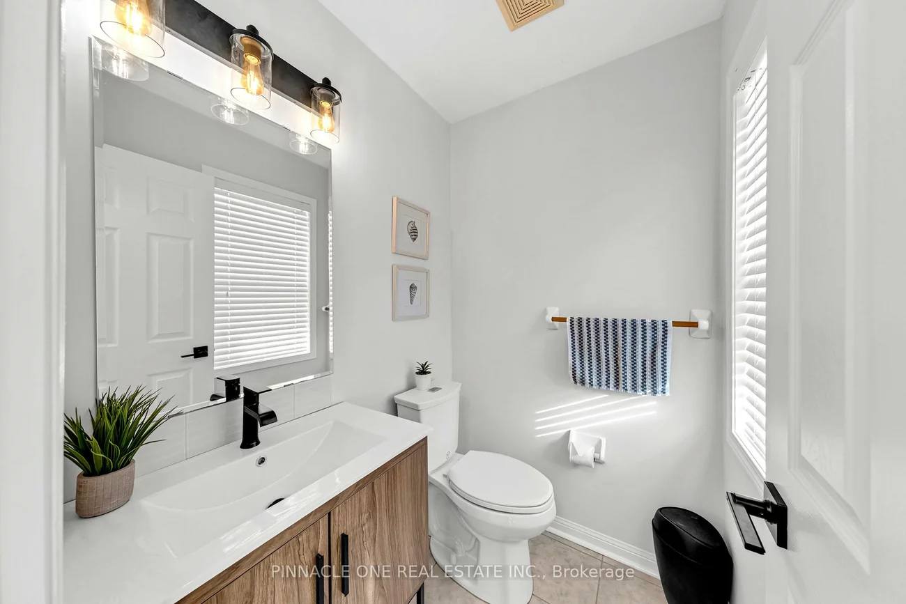 80, Millcar, Rouge E11, Toronto