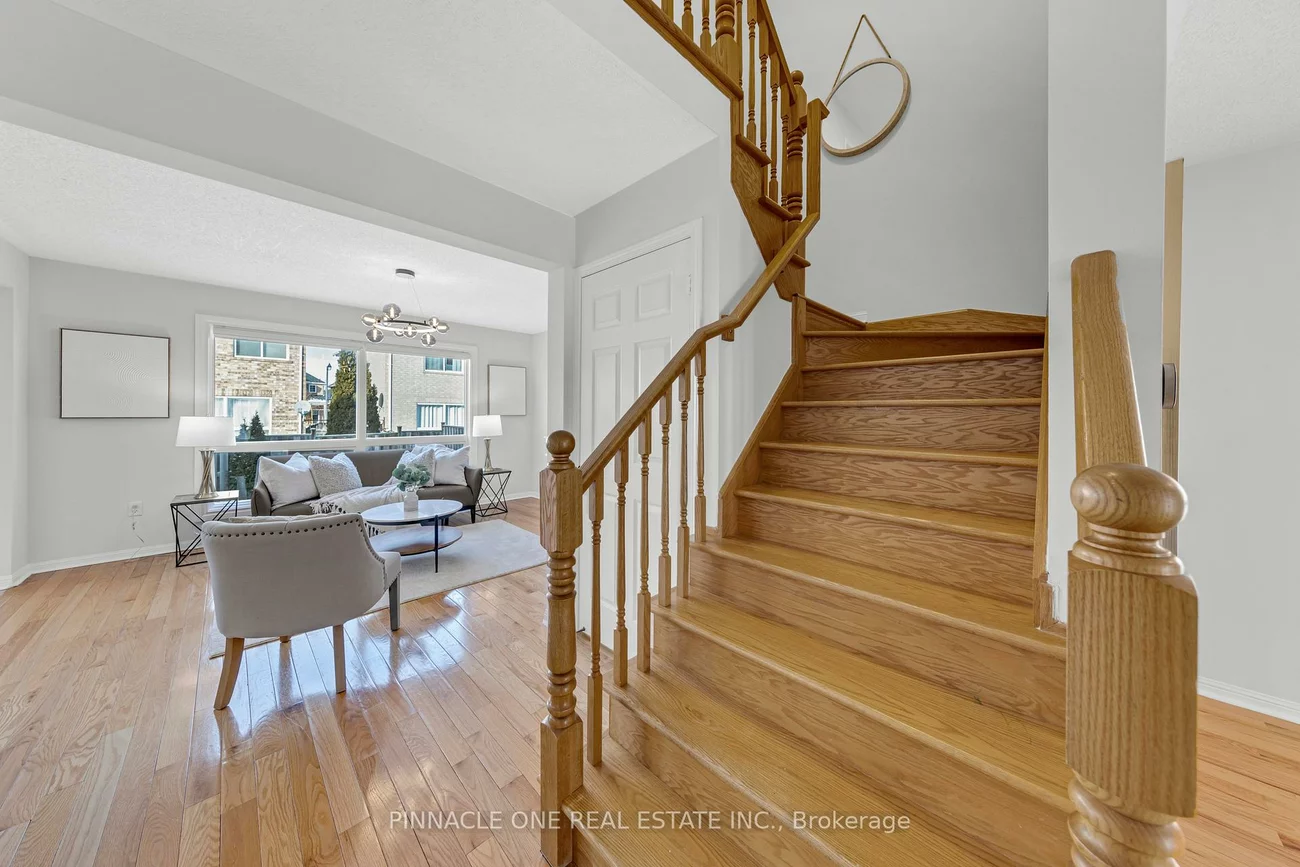 80, Millcar, Rouge E11, Toronto