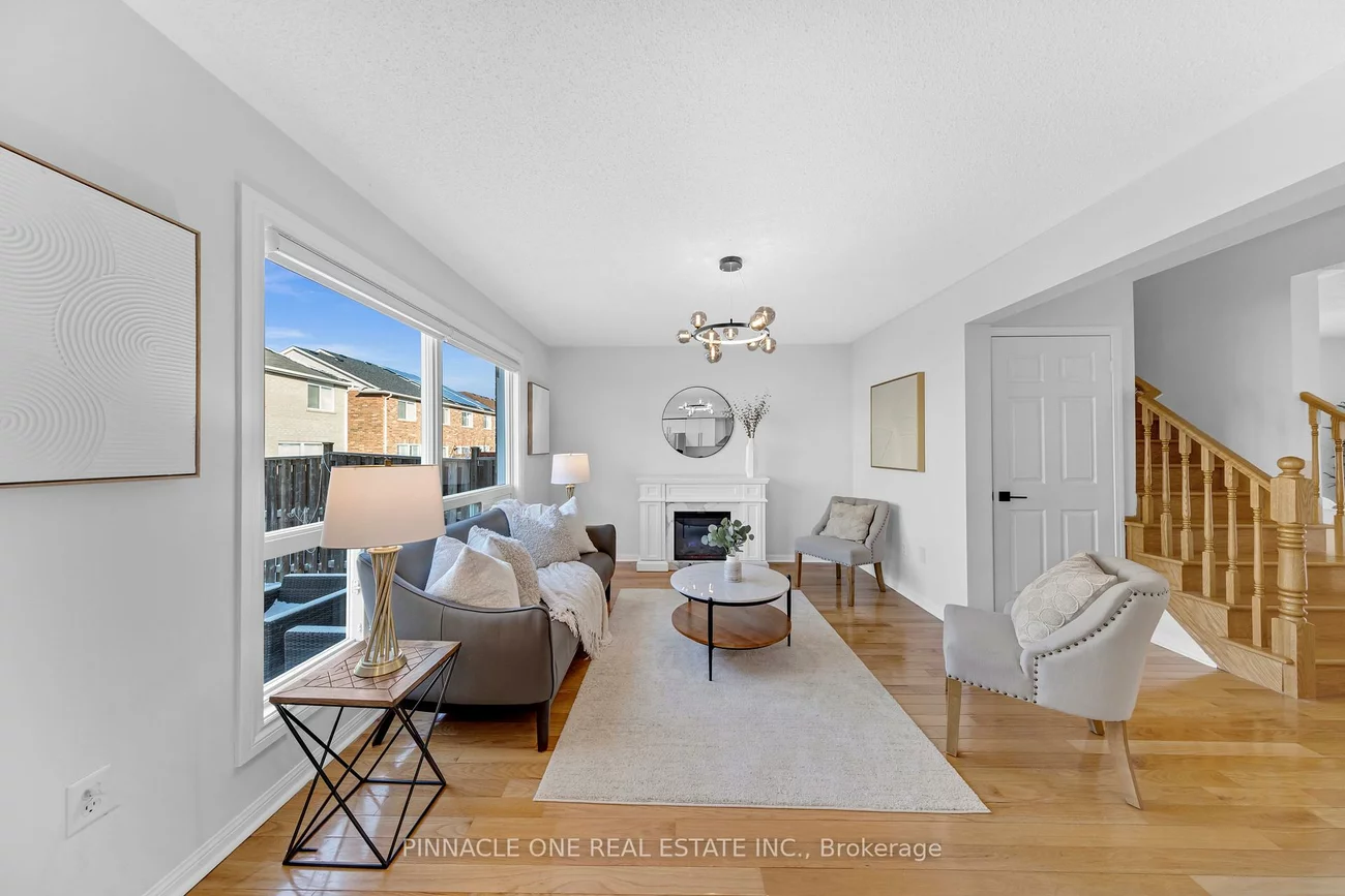 80, Millcar, Rouge E11, Toronto