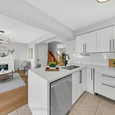 80, Millcar, Rouge E11, Toronto