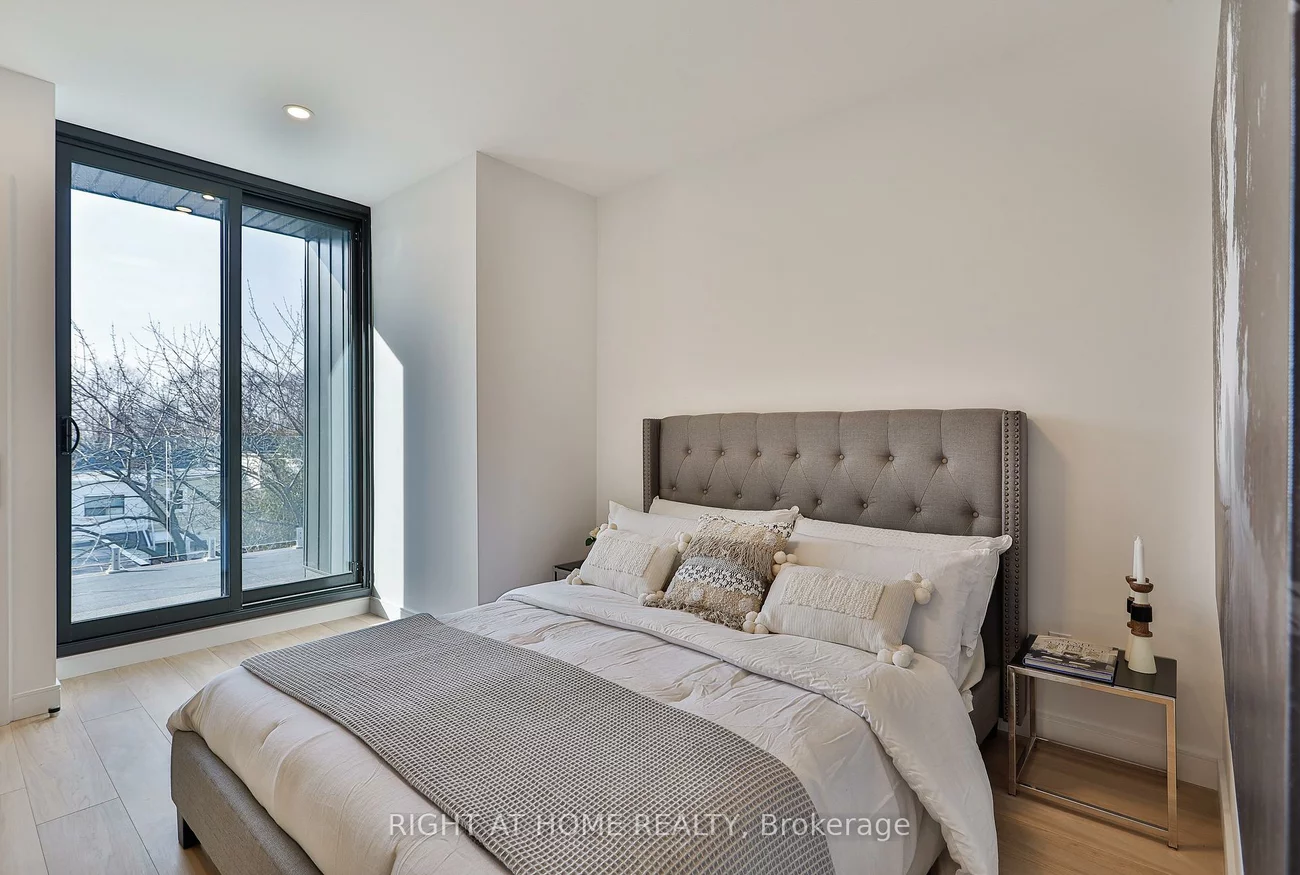 11, Merrill, Woodbine Corridor, Toronto