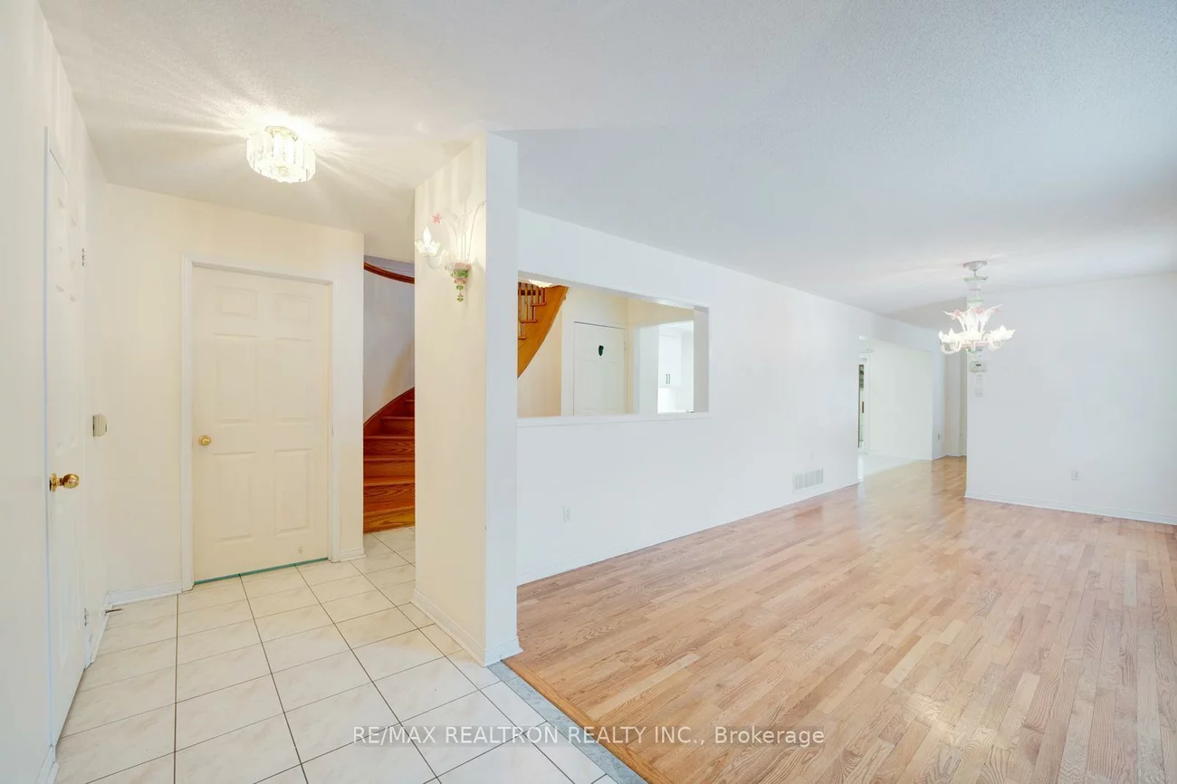 22, Samuel Teitel, Rouge E11, Toronto