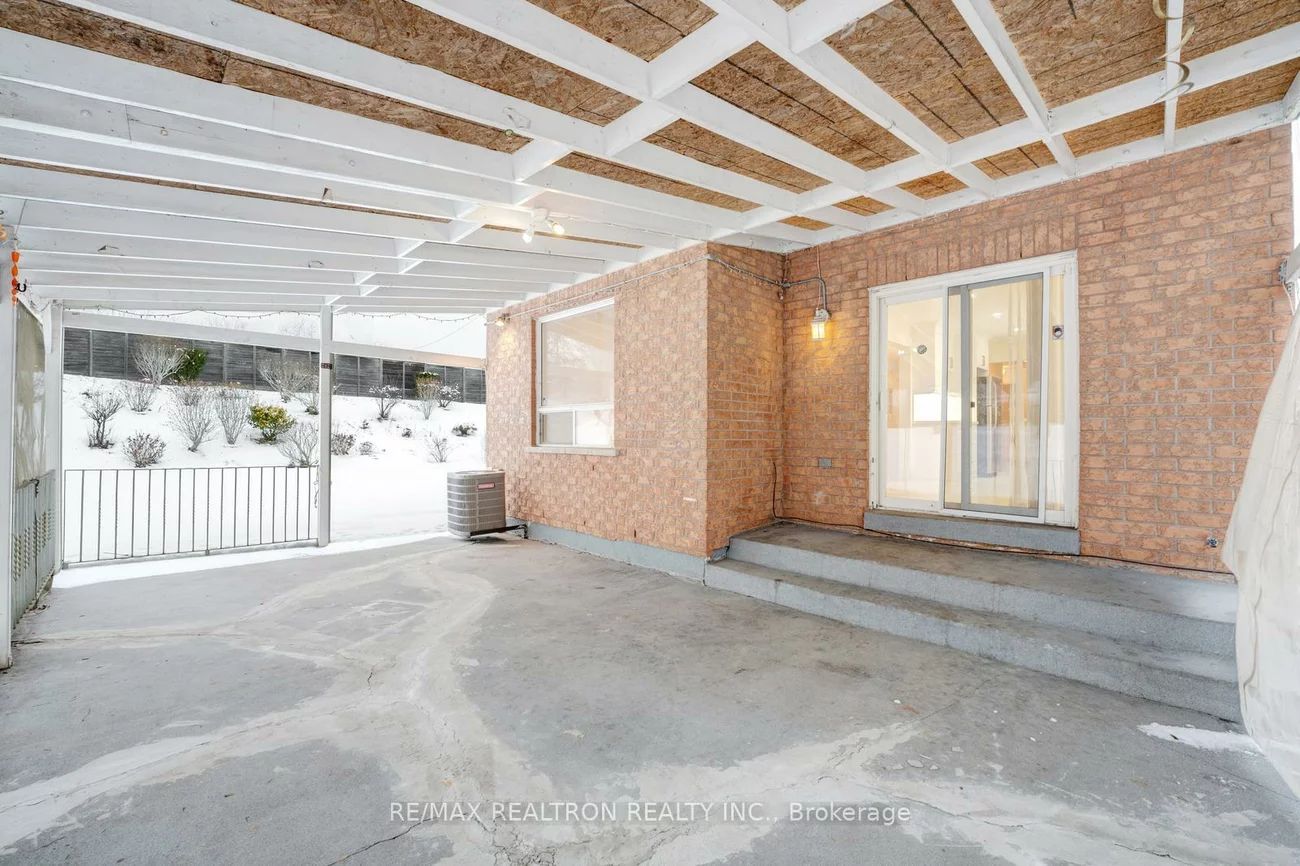 22, Samuel Teitel, Rouge E11, Toronto