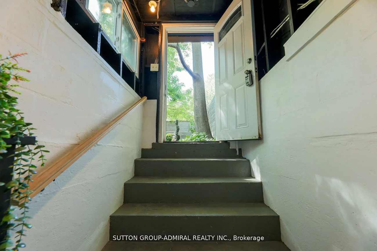 70, Carlaw, South Riverdale, Toronto