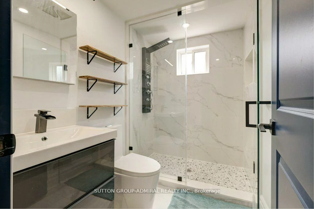 70, Carlaw, South Riverdale, Toronto