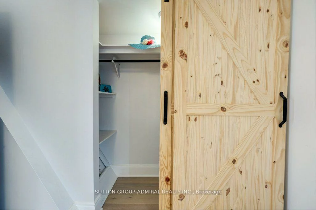 70, Carlaw, South Riverdale, Toronto