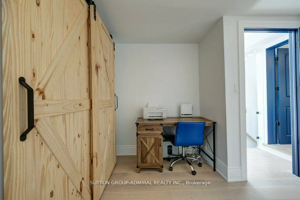 70, Carlaw, South Riverdale, Toronto