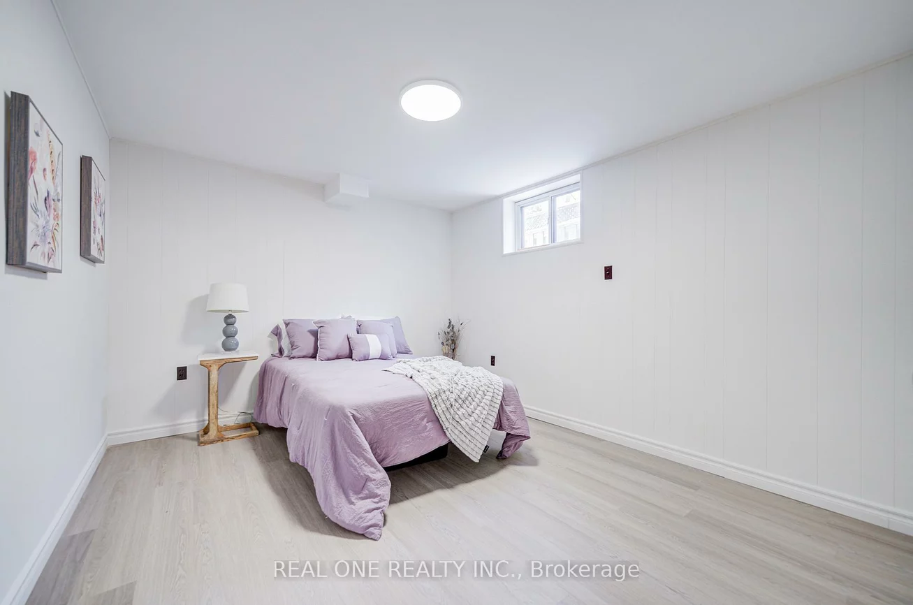 22, Kenmanor, L'Amoreaux, Toronto