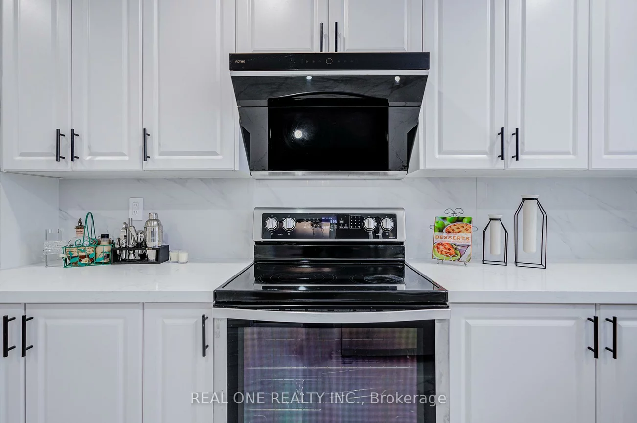 22, Kenmanor, L'Amoreaux, Toronto