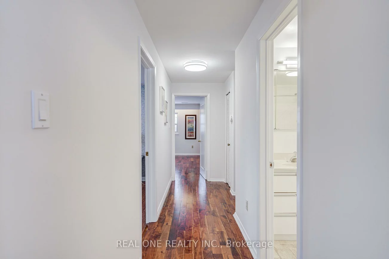 22, Kenmanor, L'Amoreaux, Toronto