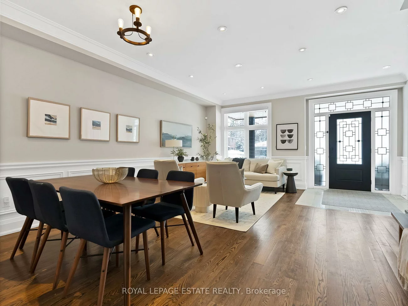 19, Red Deer, Birchcliffe-Cliffside, Toronto