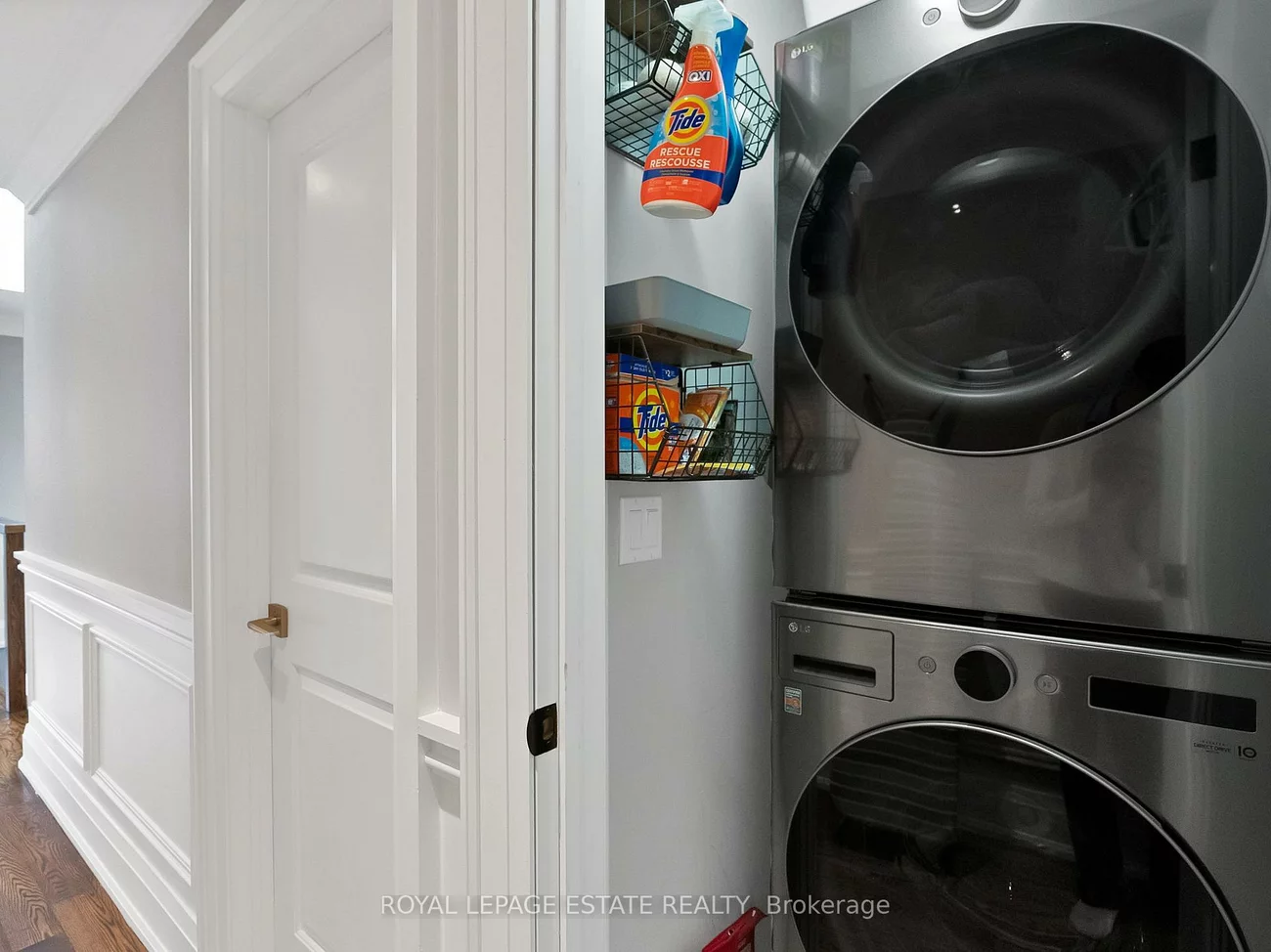 19, Red Deer, Birchcliffe-Cliffside, Toronto