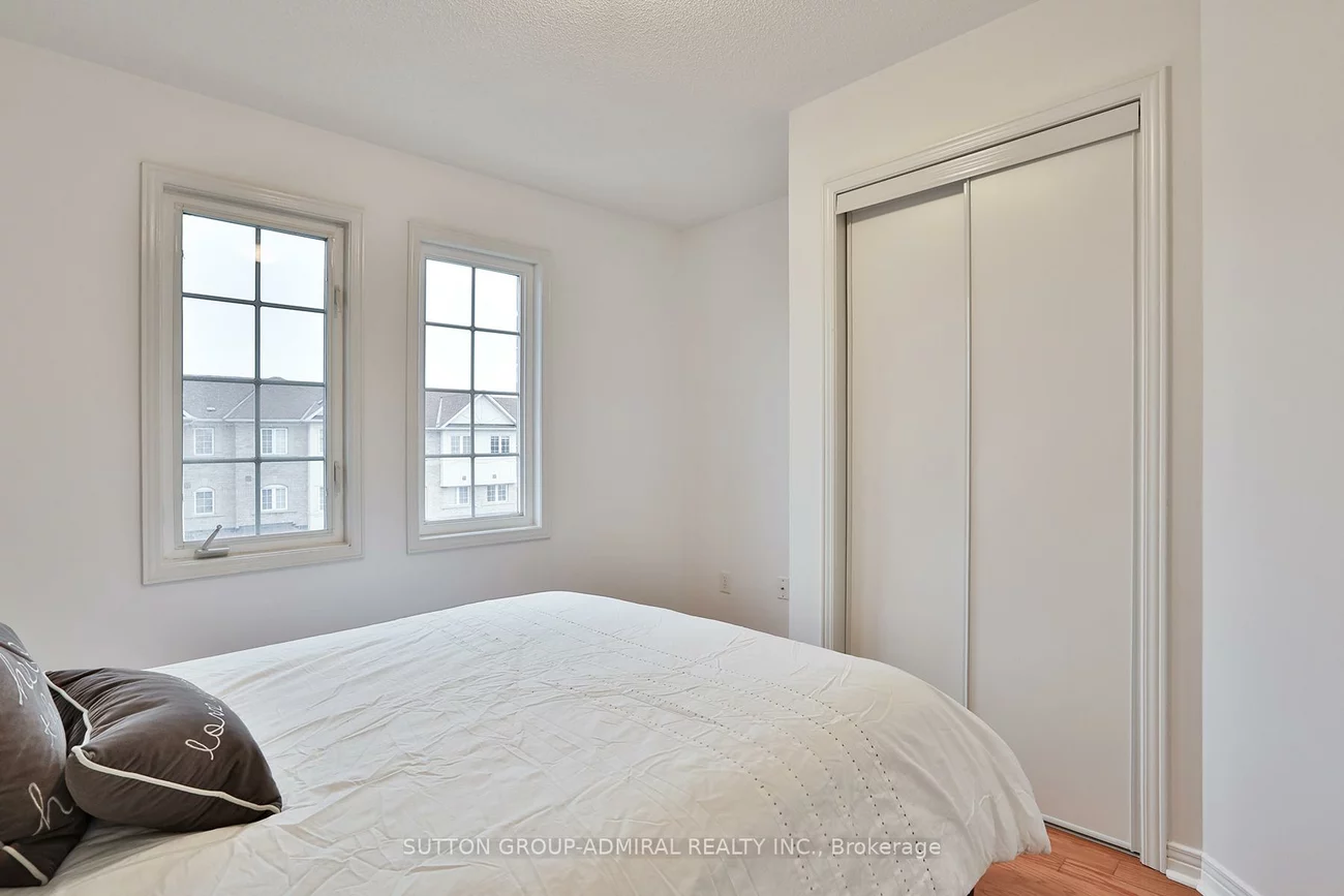 13, Pilkington, Clairlea-Birchmount, Toronto