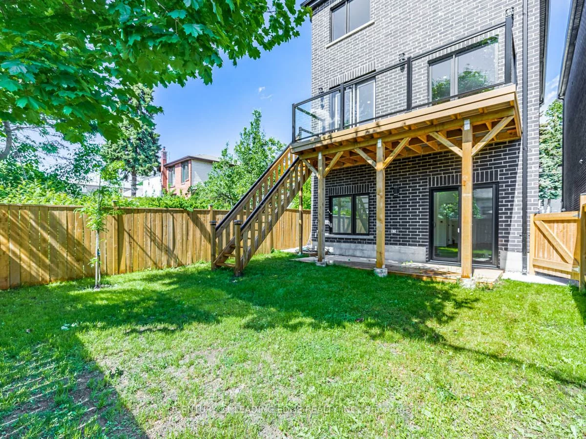 48B, Maybourne, Clairlea-Birchmount, Toronto