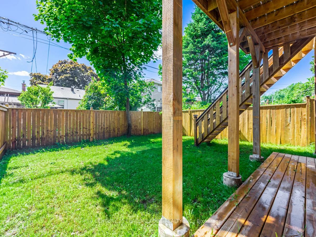 48B, Maybourne, Clairlea-Birchmount, Toronto