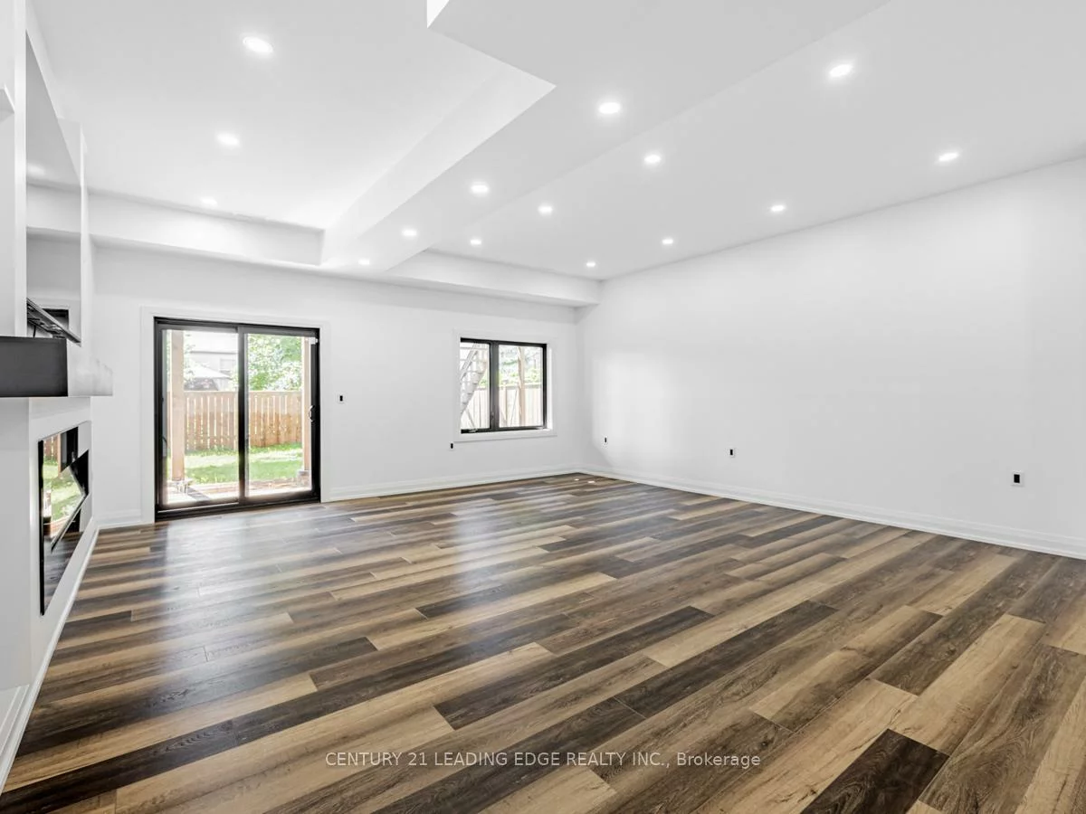 48B, Maybourne, Clairlea-Birchmount, Toronto