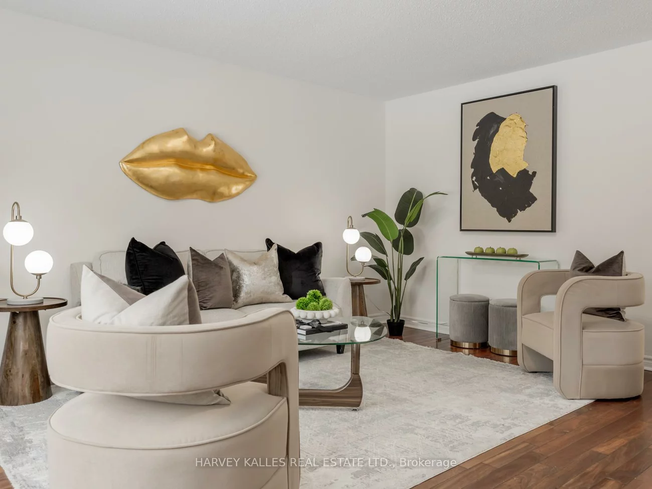 47, Snowball, Malvern, Toronto