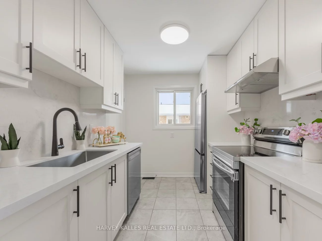 47, Snowball, Malvern, Toronto