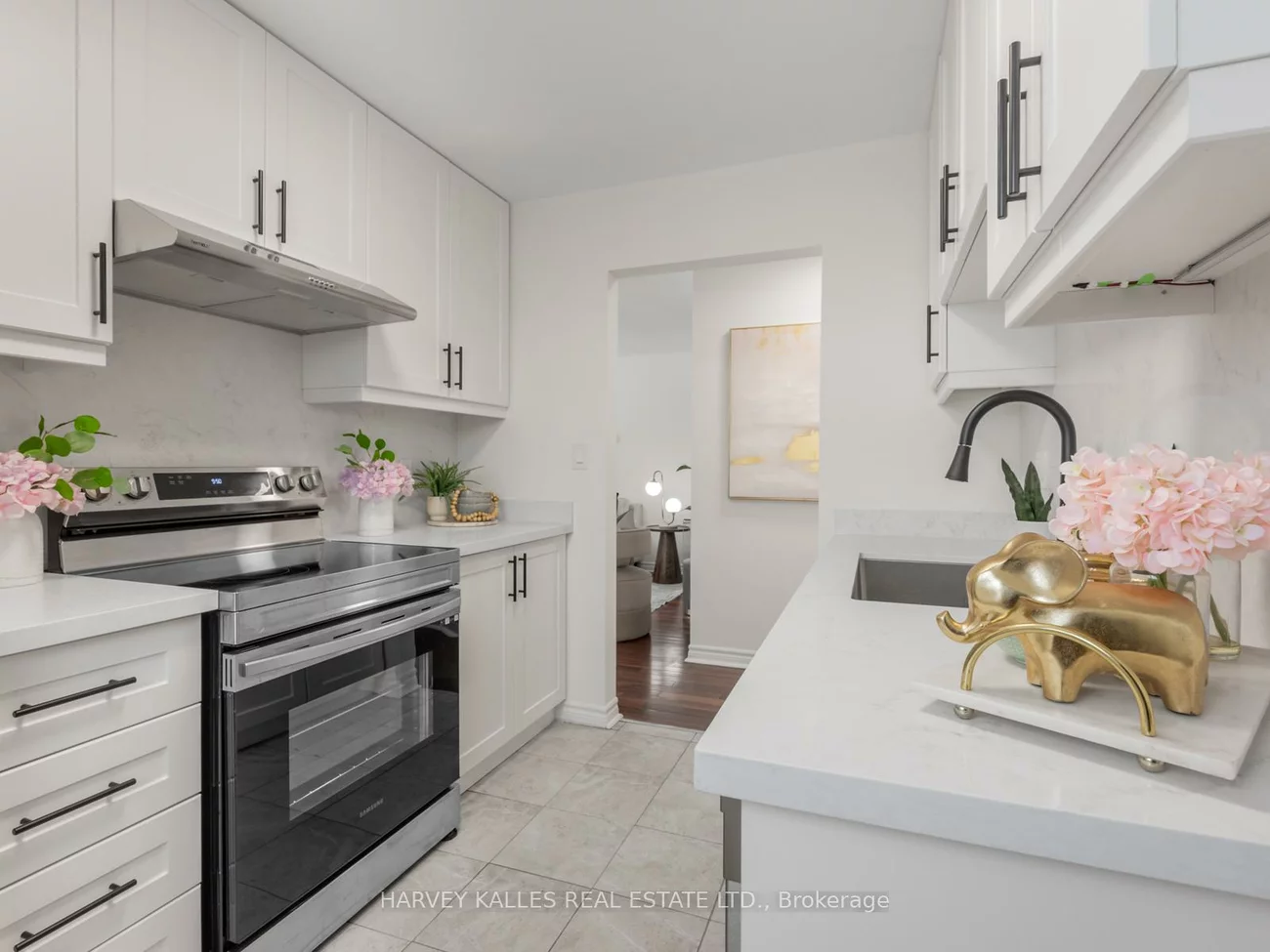 47, Snowball, Malvern, Toronto