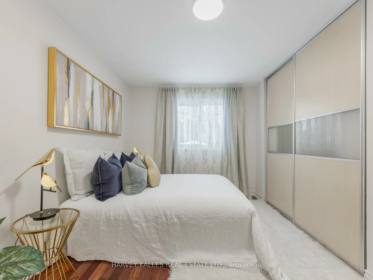 47, Snowball, Malvern, Toronto