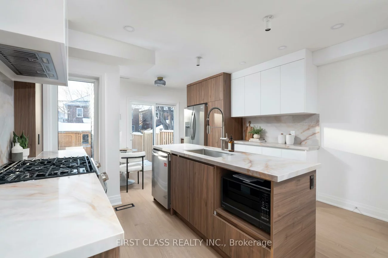 38, Bonnie Brae, Danforth Village-East York, Toronto