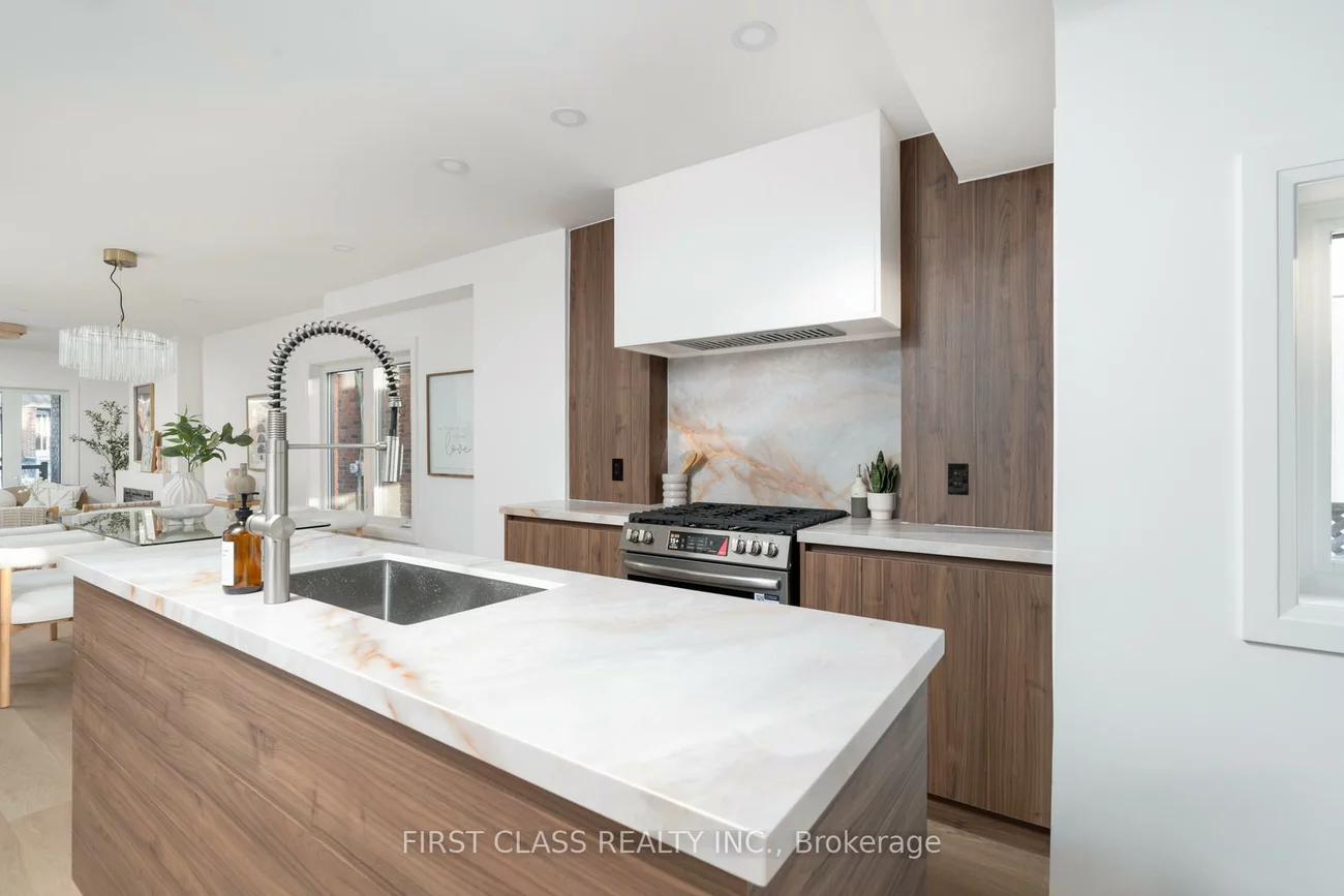 38, Bonnie Brae, Danforth Village-East York, Toronto