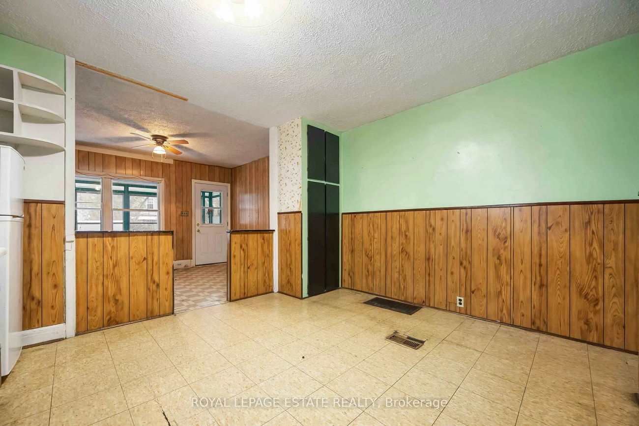 337, Craven, Greenwood-Coxwell, Toronto