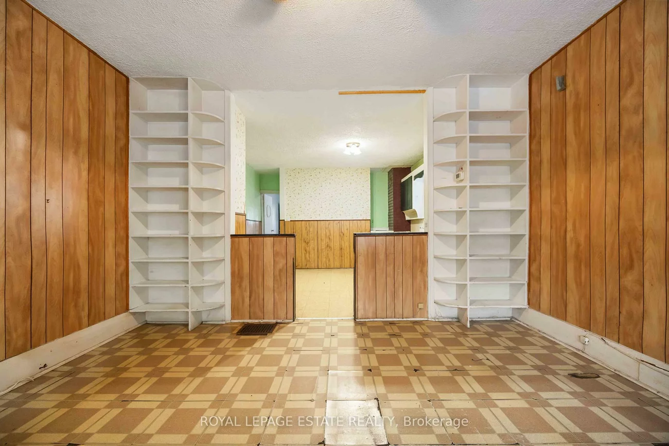 337, Craven, Greenwood-Coxwell, Toronto