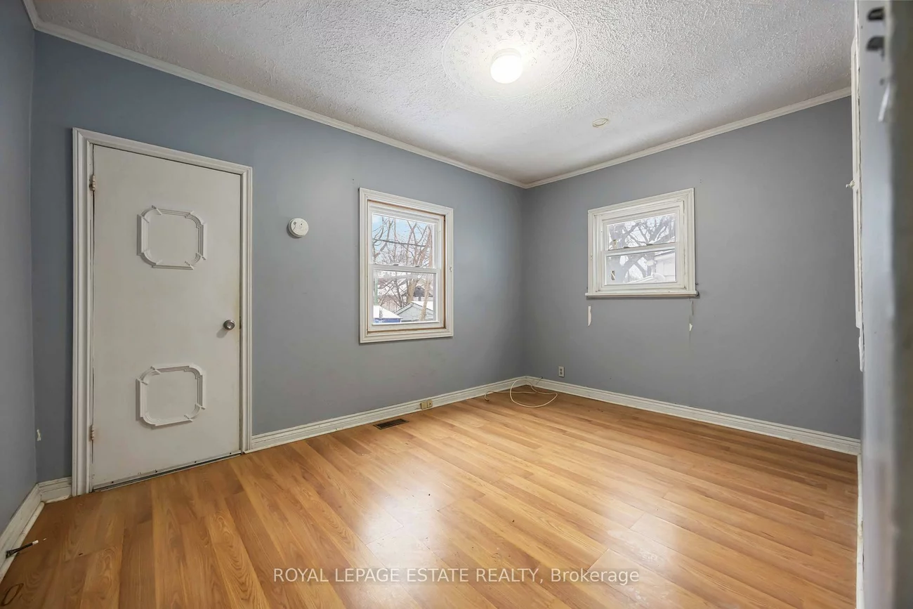 337, Craven, Greenwood-Coxwell, Toronto