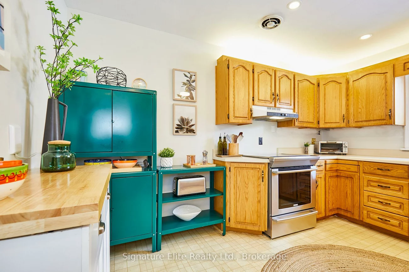 71, Sylvan, Scarborough Village, Toronto