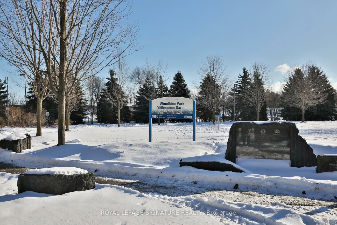 37, Rhodes, Greenwood-Coxwell, Toronto