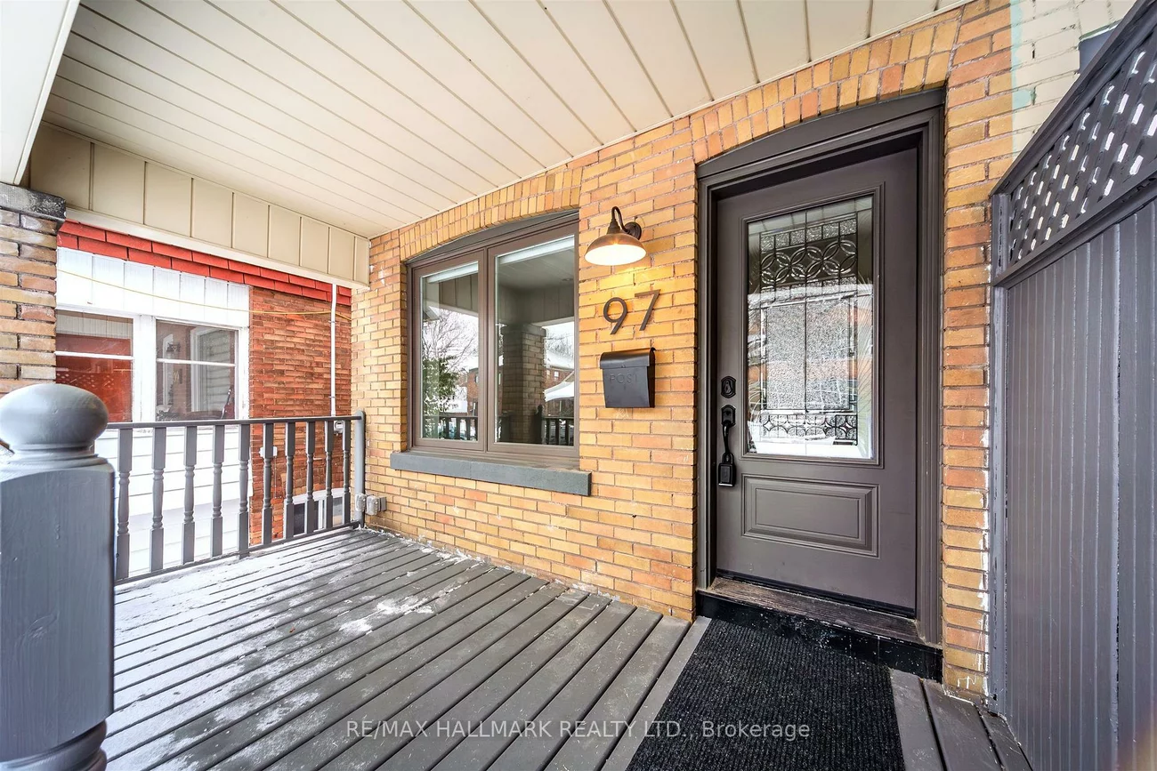 97, Queensdale, Danforth Village-East York, Toronto