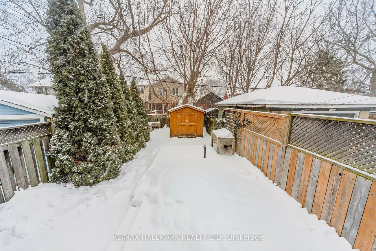 97, Queensdale, Danforth Village-East York, Toronto